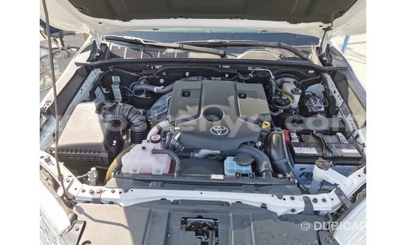 Buy Import Toyota Hilux White Car in Import - Dubai in Central Kenya Buy Import Toyota Hilux White Car in Import - Dubai in Central Kenya