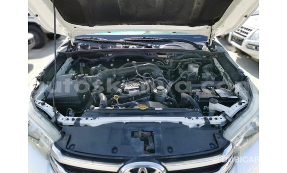 Buy Import Toyota Hilux White Car in Import - Dubai in Central Kenya Buy Import Toyota Hilux White Car in Import - Dubai in Central Kenya