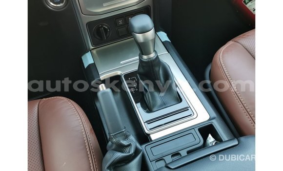 Imported Toyota Prado White Makiinaa iti Import - Dubai keessatti Central Kenya keessatti Imported Toyota Prado White Makiinaa iti Import - Dubai keessatti Central Kenya keessatti