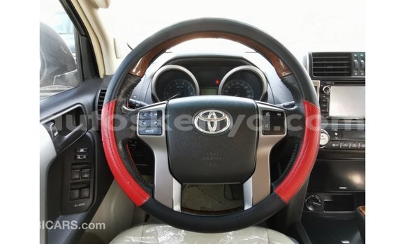 Nunua Imported Toyota Prado Nyingine Gari ndani ya Import - Dubai nchini Kati Kenya Nunua Imported Toyota Prado Nyingine Gari ndani ya Import - Dubai nchini Kati Kenya