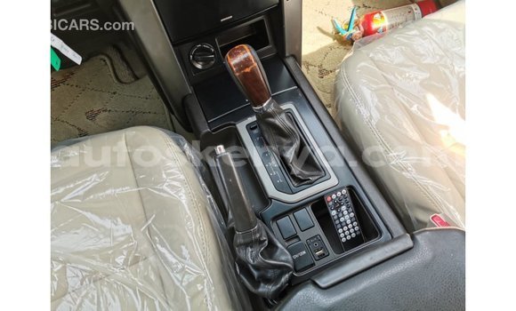 Nunua Imported Toyota Prado Nyingine Gari ndani ya Import - Dubai nchini Kati Kenya Nunua Imported Toyota Prado Nyingine Gari ndani ya Import - Dubai nchini Kati Kenya