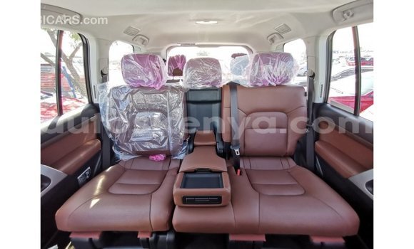 Buy Import Toyota Land Cruiser Black Car in Import - Dubai in Central Kenya Buy Import Toyota Land Cruiser Black Car in Import - Dubai in Central Kenya