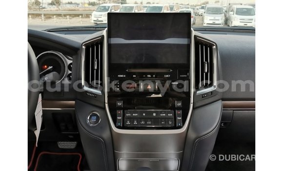 Buy Import Toyota Land Cruiser Black Car in Import - Dubai in Central Kenya Buy Import Toyota Land Cruiser Black Car in Import - Dubai in Central Kenya
