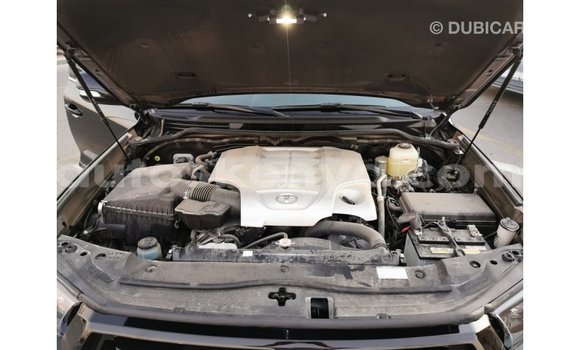 Buy Import Toyota Land Cruiser Black Car in Import - Dubai in Central Kenya Buy Import Toyota Land Cruiser Black Car in Import - Dubai in Central Kenya