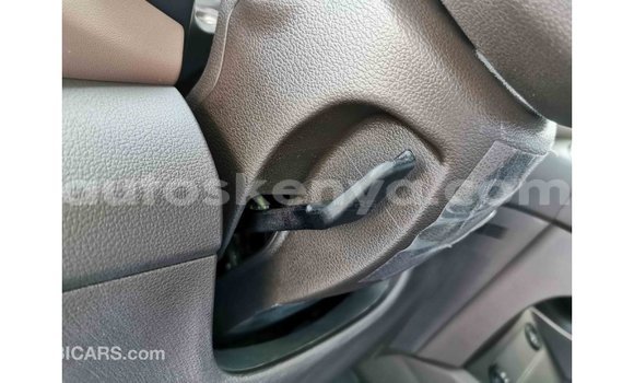 Imported Hyundai Santa Fe White Makiinaa iti Import - Dubai keessatti Central Kenya keessatti Imported Hyundai Santa Fe White Makiinaa iti Import - Dubai keessatti Central Kenya keessatti