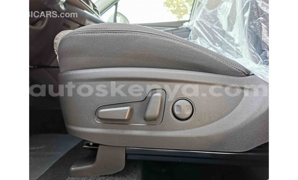 Imported Hyundai Santa Fe White Makiinaa iti Import - Dubai keessatti Central Kenya keessatti Imported Hyundai Santa Fe White Makiinaa iti Import - Dubai keessatti Central Kenya keessatti