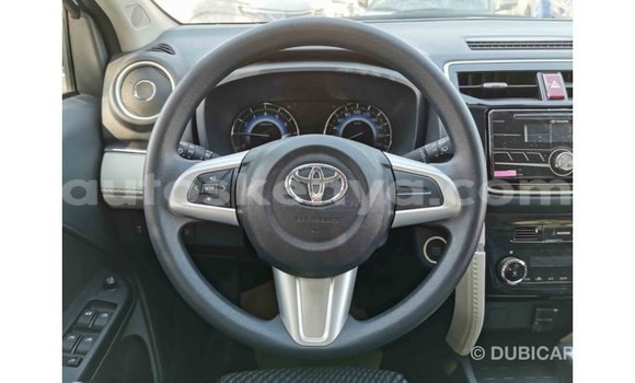 Nunua Imported Toyota Rush Nyeupe Gari ndani ya Import - Dubai nchini Kati Kenya Nunua Imported Toyota Rush Nyeupe Gari ndani ya Import - Dubai nchini Kati Kenya