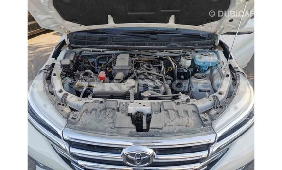 Nunua Imported Toyota Rush Nyeupe Gari ndani ya Import - Dubai nchini Kati Kenya Nunua Imported Toyota Rush Nyeupe Gari ndani ya Import - Dubai nchini Kati Kenya