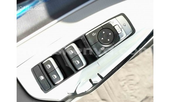 Imported Kia Optima White Makiinaa iti Import - Dubai keessatti Central Kenya keessatti Imported Kia Optima White Makiinaa iti Import - Dubai keessatti Central Kenya keessatti