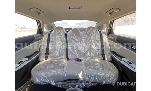 Imported Kia Optima White Makiinaa iti Import - Dubai keessatti Central Kenya keessatti Imported Kia Optima White Makiinaa iti Import - Dubai keessatti Central Kenya keessatti