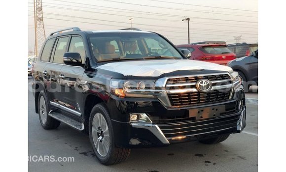 Nunua Imported Toyota Land Cruiser Nyeusi Gari ndani ya Import - Dubai nchini Kati Kenya Nunua Imported Toyota Land Cruiser Nyeusi Gari ndani ya Import - Dubai nchini Kati Kenya