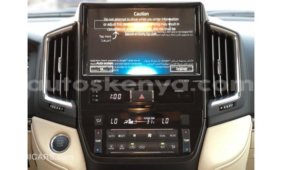 Nunua Imported Toyota Land Cruiser Nyeusi Gari ndani ya Import - Dubai nchini Kati Kenya Nunua Imported Toyota Land Cruiser Nyeusi Gari ndani ya Import - Dubai nchini Kati Kenya