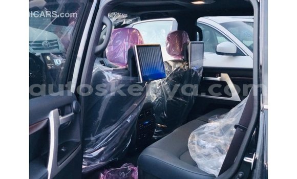 Nunua Imported Toyota DA Nyeusi Lori ndani ya Import - Dubai nchini Kati Kenya Nunua Imported Toyota DA Nyeusi Lori ndani ya Import - Dubai nchini Kati Kenya