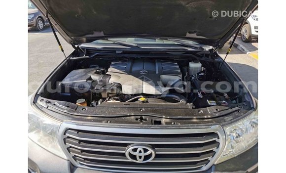 Nunua Imported Toyota Land Cruiser Nyingine Gari ndani ya Import - Dubai nchini Kati Kenya Nunua Imported Toyota Land Cruiser Nyingine Gari ndani ya Import - Dubai nchini Kati Kenya