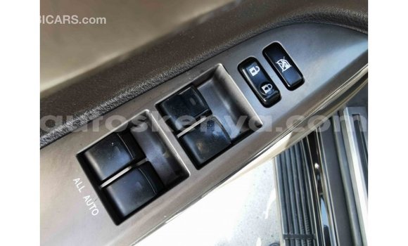 Imported Toyota Land Cruiser Black Makiinaa iti Import - Dubai keessatti Central Kenya keessatti Imported Toyota Land Cruiser Black Makiinaa iti Import - Dubai keessatti Central Kenya keessatti