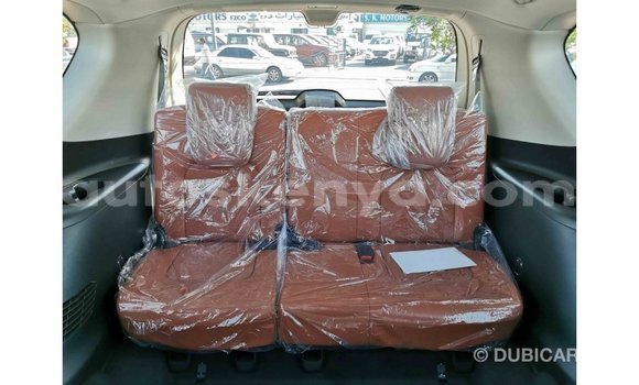 Nunua Imported Nissan Patrol Nyeusi Gari ndani ya Import - Dubai nchini Kati Kenya Nunua Imported Nissan Patrol Nyeusi Gari ndani ya Import - Dubai nchini Kati Kenya