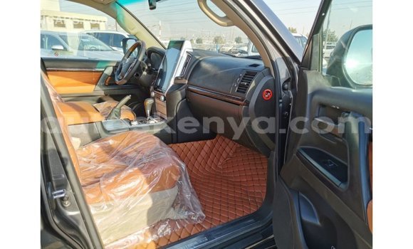 Buy Import Toyota Land Cruiser Other Car in Import - Dubai in Central Kenya Buy Import Toyota Land Cruiser Other Car in Import - Dubai in Central Kenya