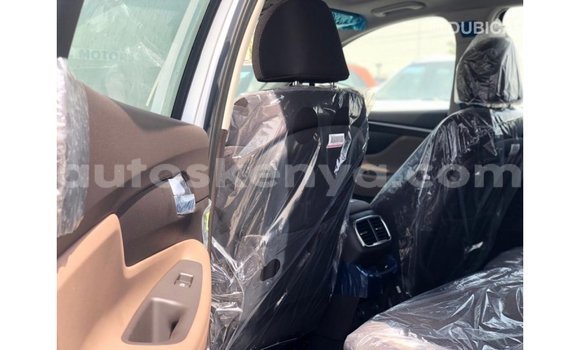 Imported Hyundai Santa Fe White Makiinaa iti Import - Dubai keessatti Central Kenya keessatti Imported Hyundai Santa Fe White Makiinaa iti Import - Dubai keessatti Central Kenya keessatti