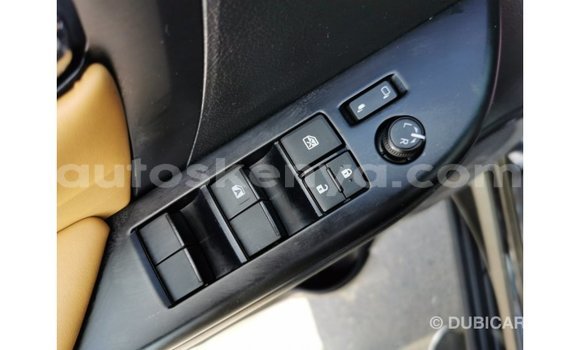 Nunua Imported Toyota Fortuner Nyeusi Gari ndani ya Import - Dubai nchini Kati Kenya Nunua Imported Toyota Fortuner Nyeusi Gari ndani ya Import - Dubai nchini Kati Kenya