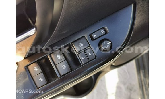 Nunua Imported Toyota Fortuner Nyeupe Gari ndani ya Import - Dubai nchini Kati Kenya Nunua Imported Toyota Fortuner Nyeupe Gari ndani ya Import - Dubai nchini Kati Kenya