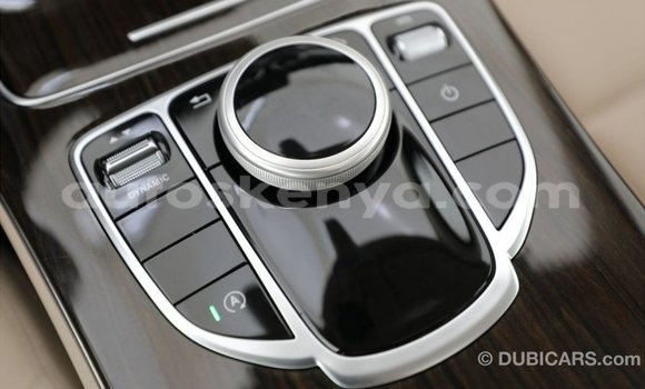 Nunua Imported Mercedes‒Benz 1117 Bluu Lori ndani ya Import - Dubai nchini Kati Kenya Nunua Imported Mercedes‒Benz 1117 Bluu Lori ndani ya Import - Dubai nchini Kati Kenya