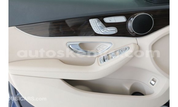 Nunua Imported Mercedes‒Benz 1117 Bluu Lori ndani ya Import - Dubai nchini Kati Kenya Nunua Imported Mercedes‒Benz 1117 Bluu Lori ndani ya Import - Dubai nchini Kati Kenya