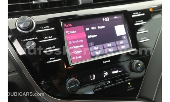 Imported Toyota Camry White Makiinaa iti Import - Dubai keessatti Central Kenya keessatti Imported Toyota Camry White Makiinaa iti Import - Dubai keessatti Central Kenya keessatti