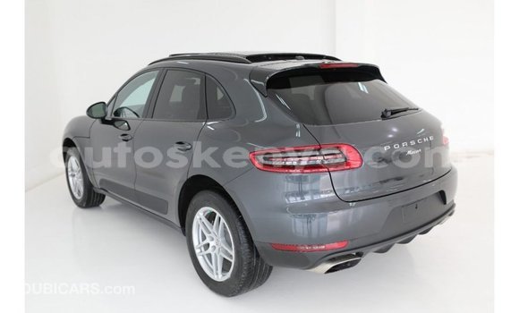 Imported Porsche Macan Black Makiinaa iti Import - Dubai keessatti Central Kenya keessatti Imported Porsche Macan Black Makiinaa iti Import - Dubai keessatti Central Kenya keessatti