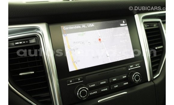 Imported Porsche Macan Black Makiinaa iti Import - Dubai keessatti Central Kenya keessatti Imported Porsche Macan Black Makiinaa iti Import - Dubai keessatti Central Kenya keessatti