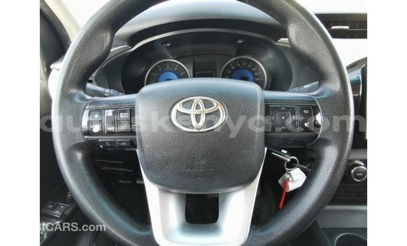 Buy Import Toyota Hilux White Car in Import - Dubai in Central Kenya Buy Import Toyota Hilux White Car in Import - Dubai in Central Kenya