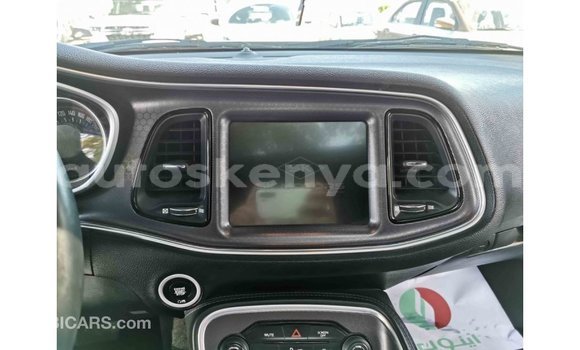 Imported Dodge Challenger White Makiinaa iti Import - Dubai keessatti Central Kenya keessatti Imported Dodge Challenger White Makiinaa iti Import - Dubai keessatti Central Kenya keessatti