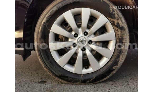 Nunua Imported Toyota Previa Nyeusi Gari ndani ya Import - Dubai nchini Kati Kenya Nunua Imported Toyota Previa Nyeusi Gari ndani ya Import - Dubai nchini Kati Kenya