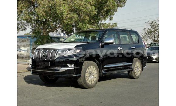 Nunua Imported Toyota Prado Nyeusi Gari ndani ya Import - Dubai nchini Kati Kenya