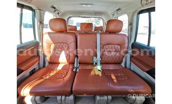 Nunua Imported Toyota Land Cruiser Nyingine Gari ndani ya Import - Dubai nchini Kati Kenya Nunua Imported Toyota Land Cruiser Nyingine Gari ndani ya Import - Dubai nchini Kati Kenya