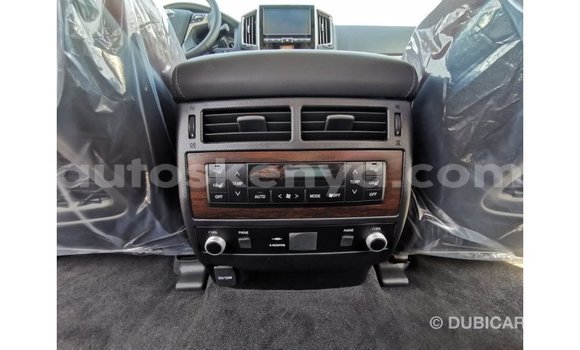 Buy Import Toyota Land Cruiser Black Car in Import - Dubai in Central Kenya Buy Import Toyota Land Cruiser Black Car in Import - Dubai in Central Kenya