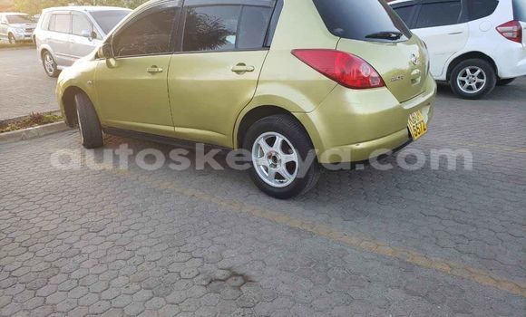 Oofamaa Nissan tiida Other Makiinaa iti Nairobi keessatti Nairobi keessatti