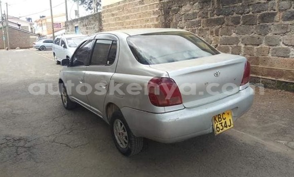 Oofamaa Toyota Platz Silver Makiinaa iti Nairobi keessatti Nairobi keessatti Oofamaa Toyota Platz Silver Makiinaa iti Nairobi keessatti Nairobi keessatti
