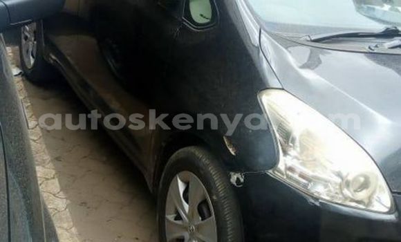 Oofamaa Toyota Ractis Black Makiinaa iti Nairobi keessatti Nairobi keessatti Oofamaa Toyota Ractis Black Makiinaa iti Nairobi keessatti Nairobi keessatti