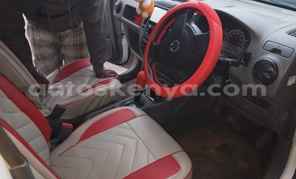 Oofamaa Nissan AD White Makiinaa iti Nairobi keessatti Nairobi keessatti Oofamaa Nissan AD White Makiinaa iti Nairobi keessatti Nairobi keessatti