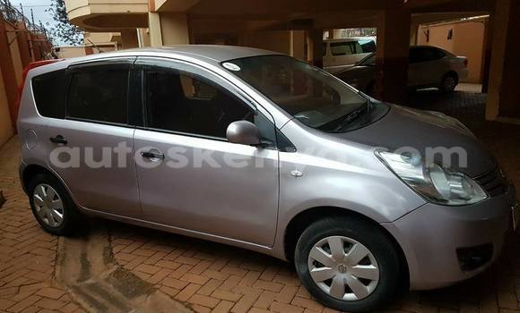 Oofamaa Nissan Note Silver Makiinaa iti Nairobi keessatti Nairobi keessatti Oofamaa Nissan Note Silver Makiinaa iti Nairobi keessatti Nairobi keessatti