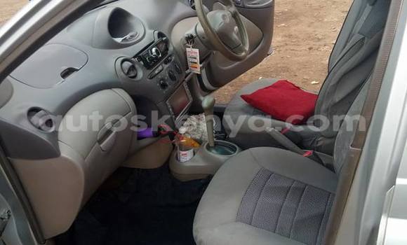 Oofamaa Toyota Platz Silver Makiinaa iti Nairobi keessatti Nairobi keessatti Oofamaa Toyota Platz Silver Makiinaa iti Nairobi keessatti Nairobi keessatti