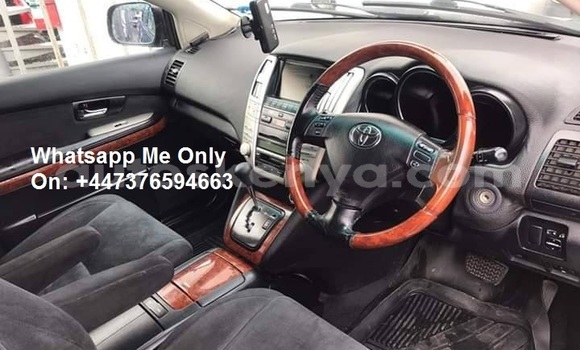 Nunua Ilio tumika Toyota Harrier Nyeusi Gari ndani ya Nairobi nchini Nairobi Nunua Ilio tumika Toyota Harrier Nyeusi Gari ndani ya Nairobi nchini Nairobi