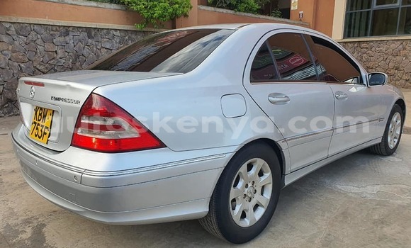 Buy Used Mercedes‒Benz C–Class Silver Car in Athi River in Nairobi Buy Used Mercedes‒Benz C–Class Silver Car in Athi River in Nairobi