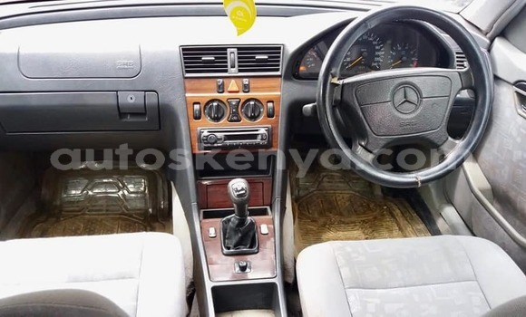 Buy Used Mercedes‒Benz C–Class White Car in Athi River in Nairobi Buy Used Mercedes‒Benz C–Class White Car in Athi River in Nairobi