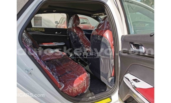 Buy Import Kia K5 White Car in Import - Dubai in Central Kenya Buy Import Kia K5 White Car in Import - Dubai in Central Kenya