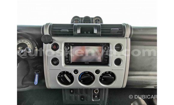 Imported Toyota FJ Cruiser Black Makiinaa iti Import - Dubai keessatti Central Kenya keessatti Imported Toyota FJ Cruiser Black Makiinaa iti Import - Dubai keessatti Central Kenya keessatti