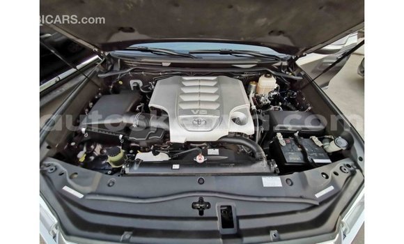 Imported Toyota DA Other Netiree iti Import - Dubai keessatti Central Kenya keessatti Imported Toyota DA Other Netiree iti Import - Dubai keessatti Central Kenya keessatti