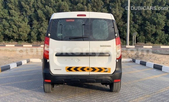 Nunua Imported Renault 6 Nyeupe Gari ndani ya Import - Dubai nchini Kati Kenya Nunua Imported Renault 6 Nyeupe Gari ndani ya Import - Dubai nchini Kati Kenya