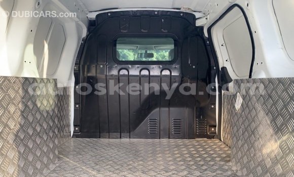 Nunua Imported Renault 6 Nyeupe Gari ndani ya Import - Dubai nchini Kati Kenya Nunua Imported Renault 6 Nyeupe Gari ndani ya Import - Dubai nchini Kati Kenya