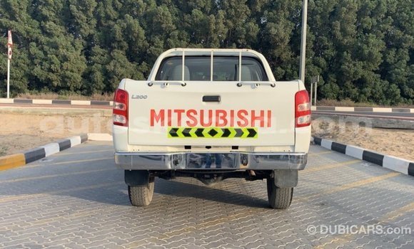 Buy Import Mitsubishi L200 White Car in Import - Dubai in Central Kenya Buy Import Mitsubishi L200 White Car in Import - Dubai in Central Kenya
